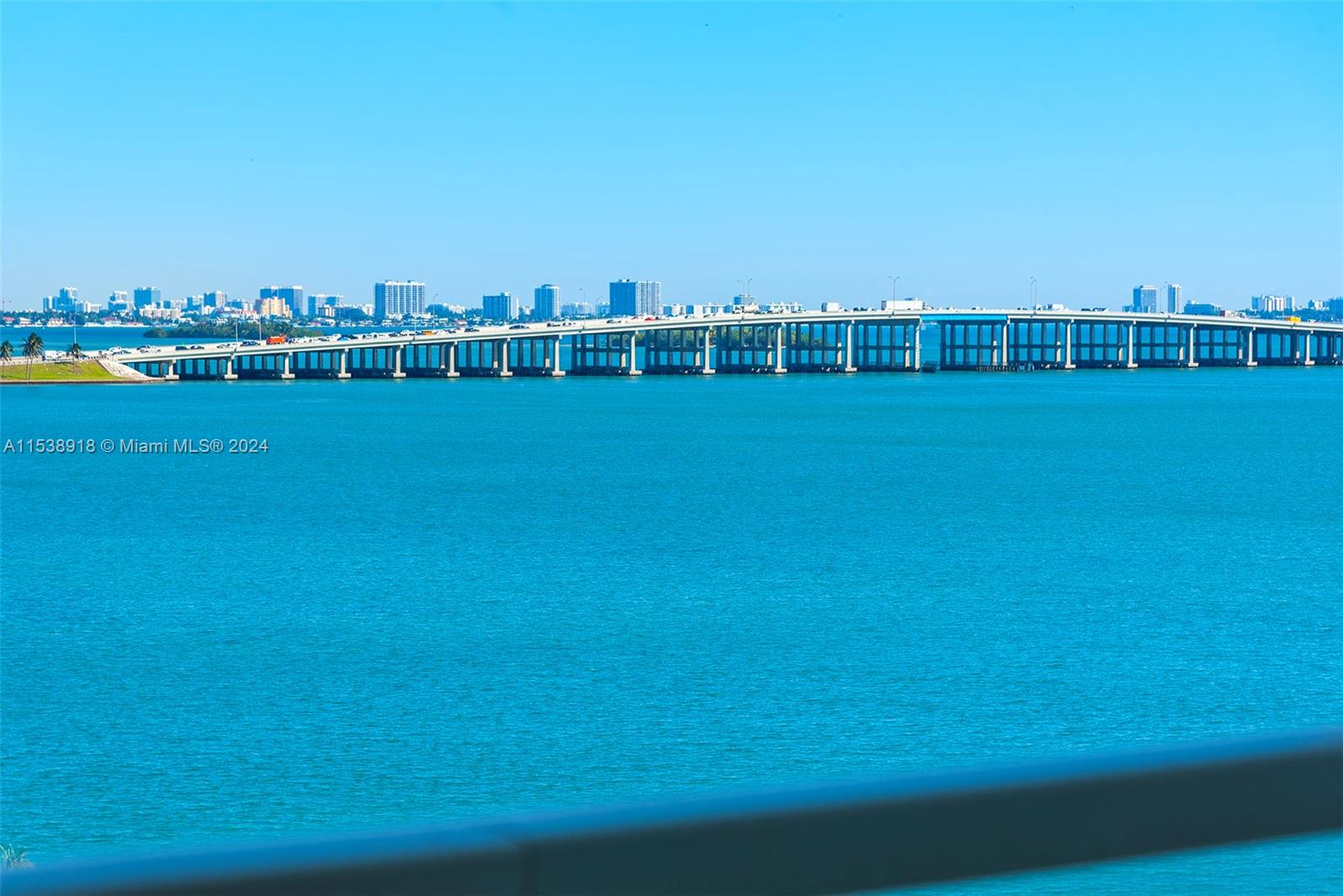 665 NE 25th St 506, Miami, Florida 33137, 3 Bedrooms Bedrooms, ,3 BathroomsBathrooms,Residentiallease,For Rent,665 NE 25th St 506,A11538918