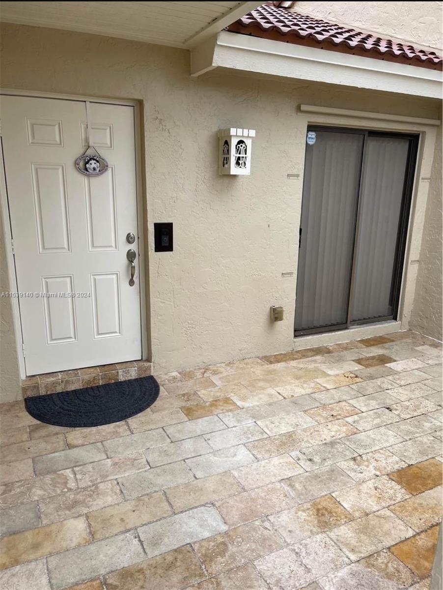 6445 NW 171st St 6445, Hialeah, Florida 33015, 3 Bedrooms Bedrooms, ,2 BathroomsBathrooms,Residential,For Sale,6445 NW 171st St 6445,A11539140