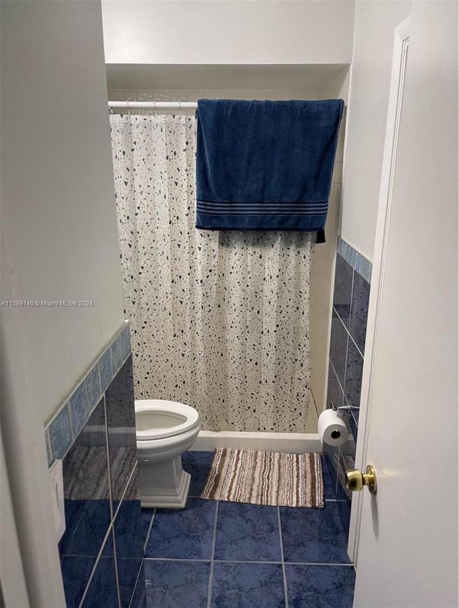 6445 NW 171st St 6445, Hialeah, Florida 33015, 3 Bedrooms Bedrooms, ,2 BathroomsBathrooms,Residential,For Sale,6445 NW 171st St 6445,A11539140