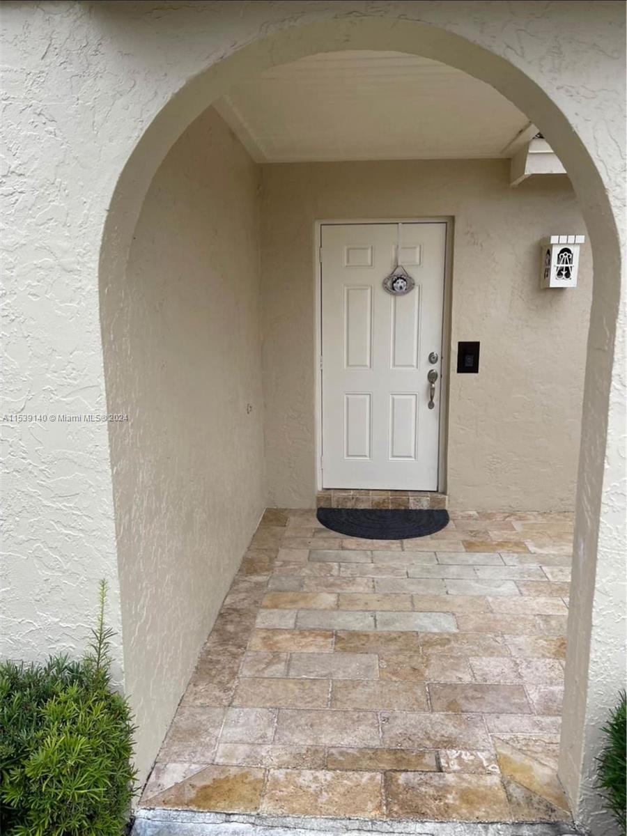 6445 NW 171st St 6445, Hialeah, Florida 33015, 3 Bedrooms Bedrooms, ,2 BathroomsBathrooms,Residential,For Sale,6445 NW 171st St 6445,A11539140