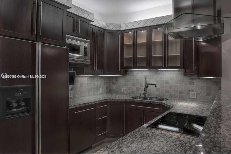 600 Three Islands Blvd 108, Hallandale Beach, Florida 33009, 2 Bedrooms Bedrooms, ,2 BathroomsBathrooms,Residentiallease,For Rent,600 Three Islands Blvd 108,A11539153