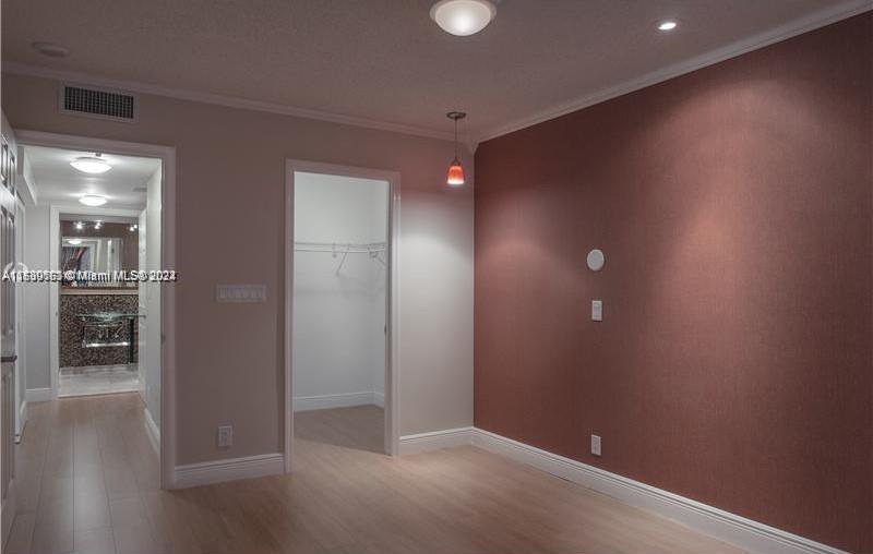 600 Three Islands Blvd 108, Hallandale Beach, Florida 33009, 2 Bedrooms Bedrooms, ,2 BathroomsBathrooms,Residentiallease,For Rent,600 Three Islands Blvd 108,A11539153