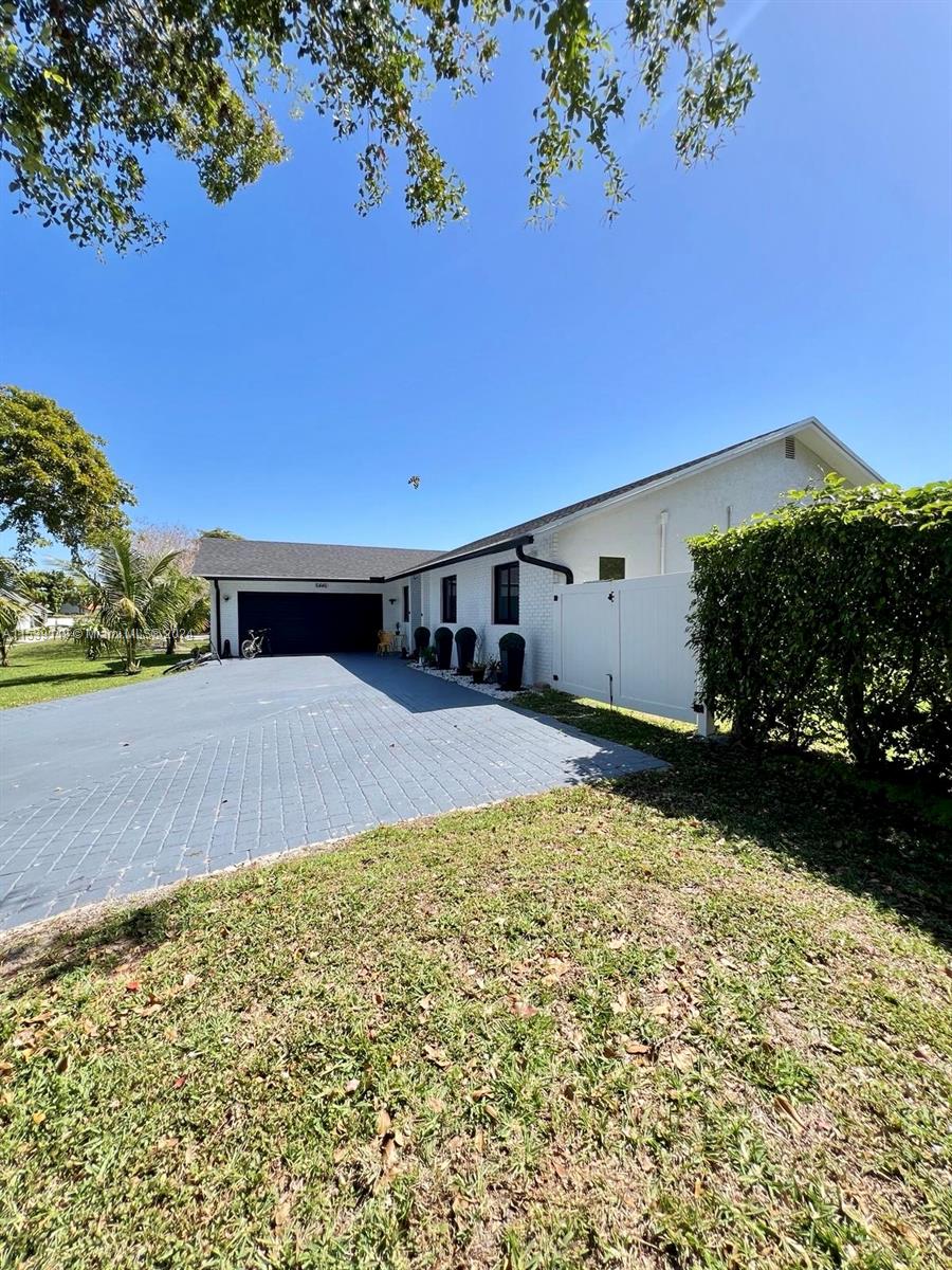 6446 Bridgewood Ter, Boca Raton, FL, 33433 United States, 4 Bedrooms Bedrooms, ,2 BathroomsBathrooms,Residential,For Sale,Bridgewood Ter,A11539119