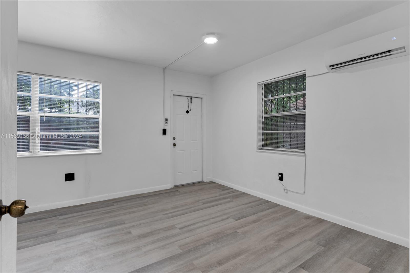 56 NW 62nd St 2, Miami, Florida 33150, 2 Bedrooms Bedrooms, ,1 BathroomBathrooms,Residentiallease,For Rent,56 NW 62nd St 2,A11539156