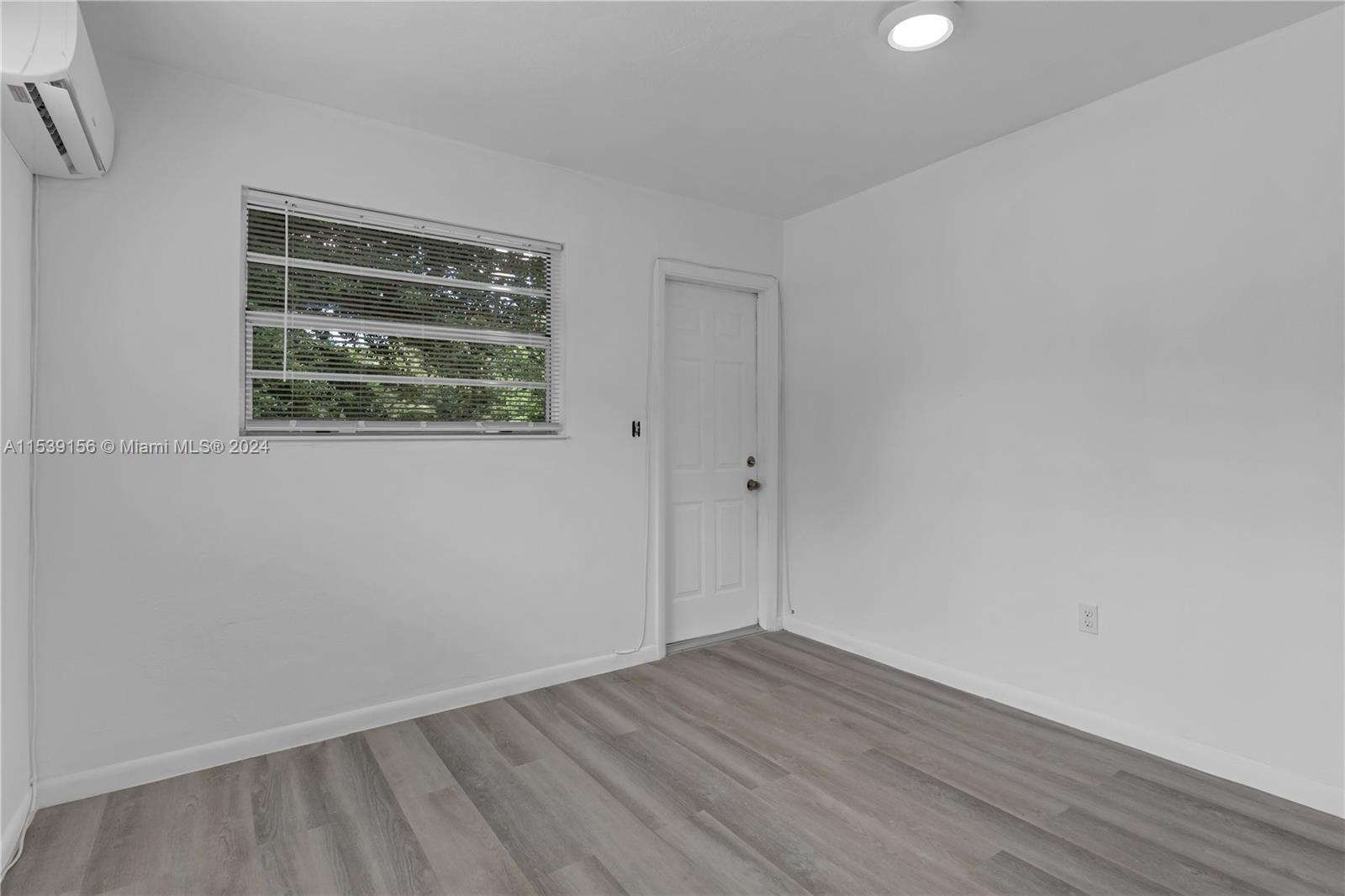 56 NW 62nd St 2, Miami, Florida 33150, 2 Bedrooms Bedrooms, ,1 BathroomBathrooms,Residentiallease,For Rent,56 NW 62nd St 2,A11539156