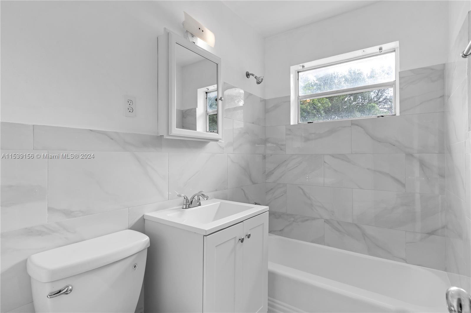 56 NW 62nd St 2, Miami, Florida 33150, 2 Bedrooms Bedrooms, ,1 BathroomBathrooms,Residentiallease,For Rent,56 NW 62nd St 2,A11539156