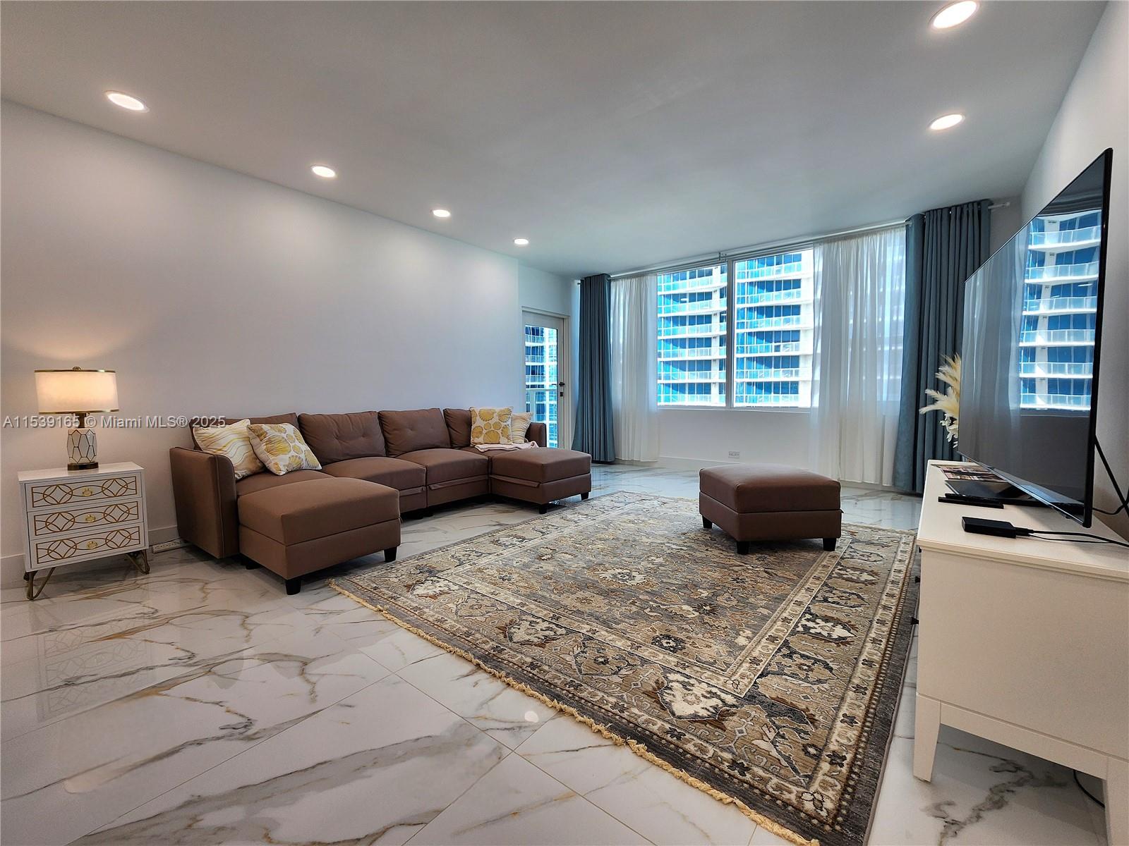 3505 S Ocean Dr (Penthouse) 1509, Hollywood, Florida 33019, 2 Bedrooms Bedrooms, ,2 BathroomsBathrooms,Residentiallease,For Rent,3505 S Ocean Dr (Penthouse) 1509,A11539165