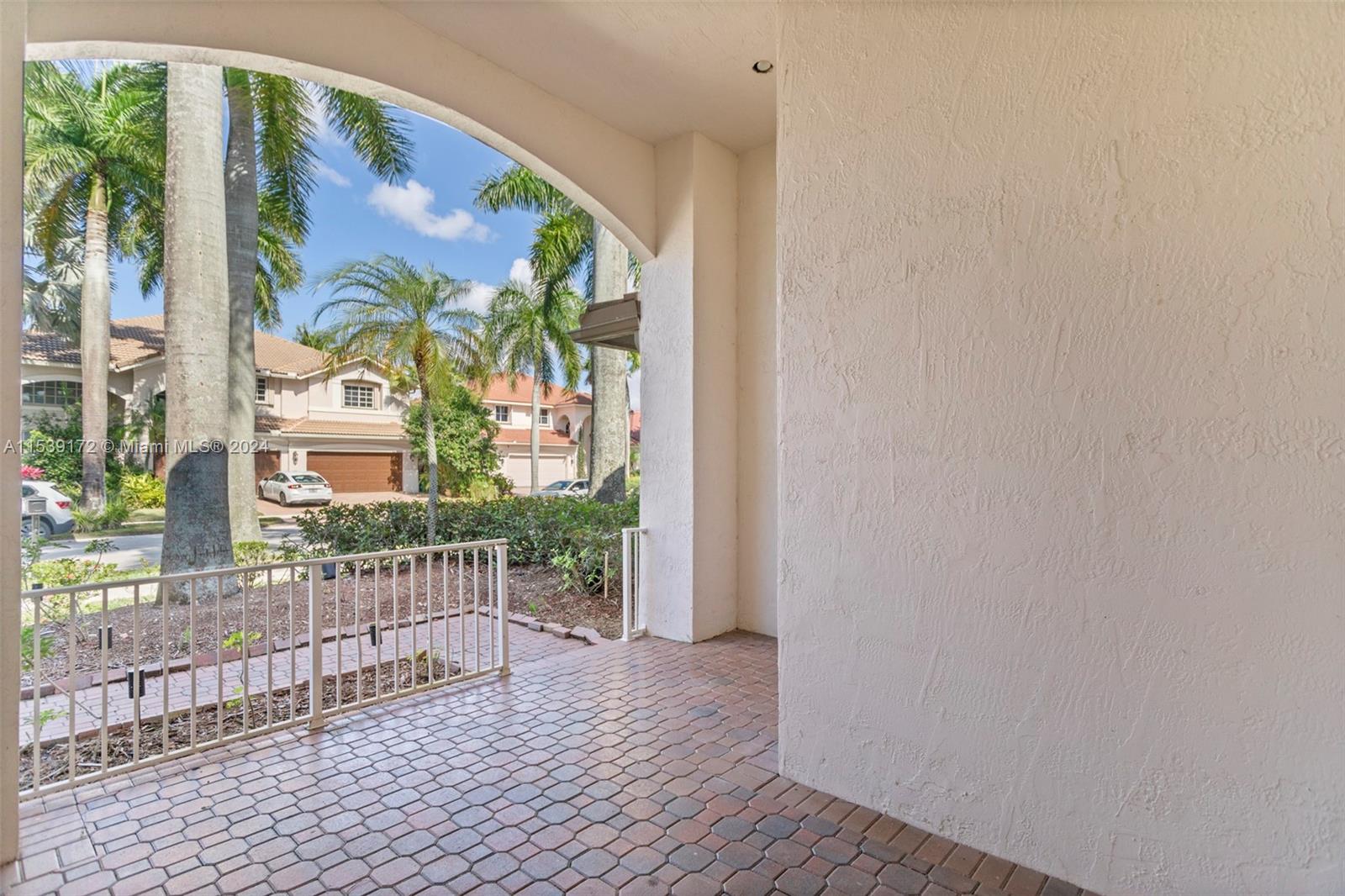 2451 Greenbrier Ct, Weston, FL, 33327 United States, 5 Bedrooms Bedrooms, ,3 BathroomsBathrooms,Residential,For Sale,Greenbrier Ct,A11539172