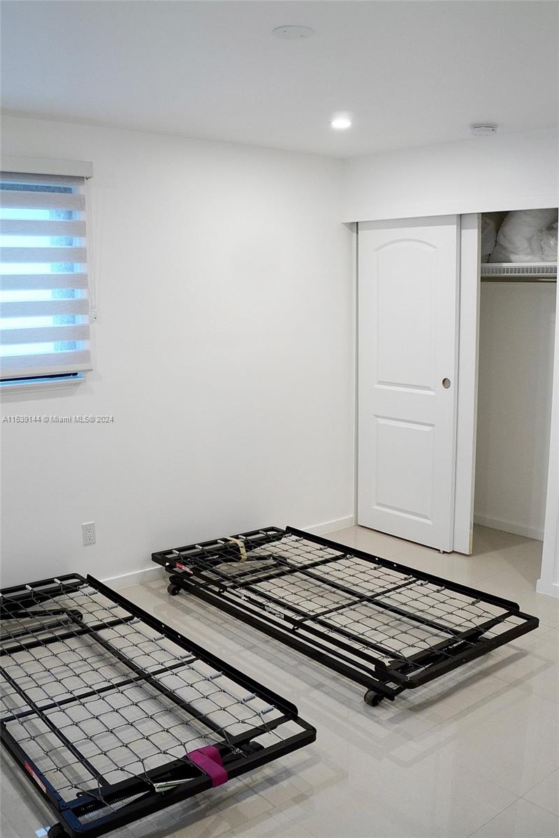 714 NW 8 AVE, Dania Beach, Florida 33004, 4 Bedrooms Bedrooms, ,3 BathroomsBathrooms,Residential,For Sale,714 NW 8 AVE,A11539144