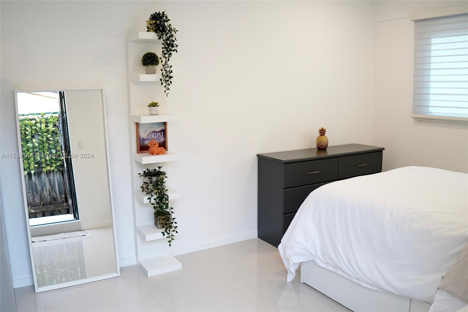 714 NW 8 AVE, Dania Beach, Florida 33004, 4 Bedrooms Bedrooms, ,3 BathroomsBathrooms,Residential,For Sale,714 NW 8 AVE,A11539144