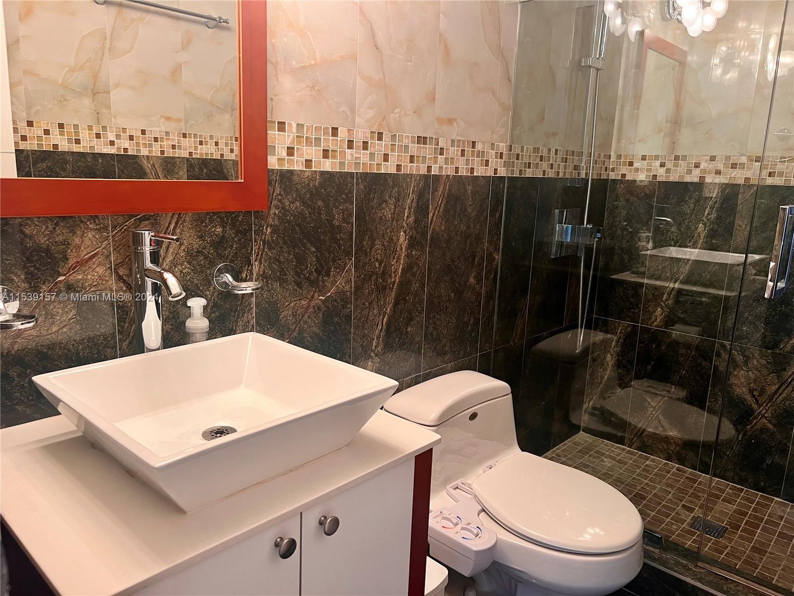 2030 S Ocean Dr 2018, Hallandale Beach, Florida 33009, 2 Bedrooms Bedrooms, ,2 BathroomsBathrooms,Residentiallease,For Rent,2030 S Ocean Dr 2018,A11539157