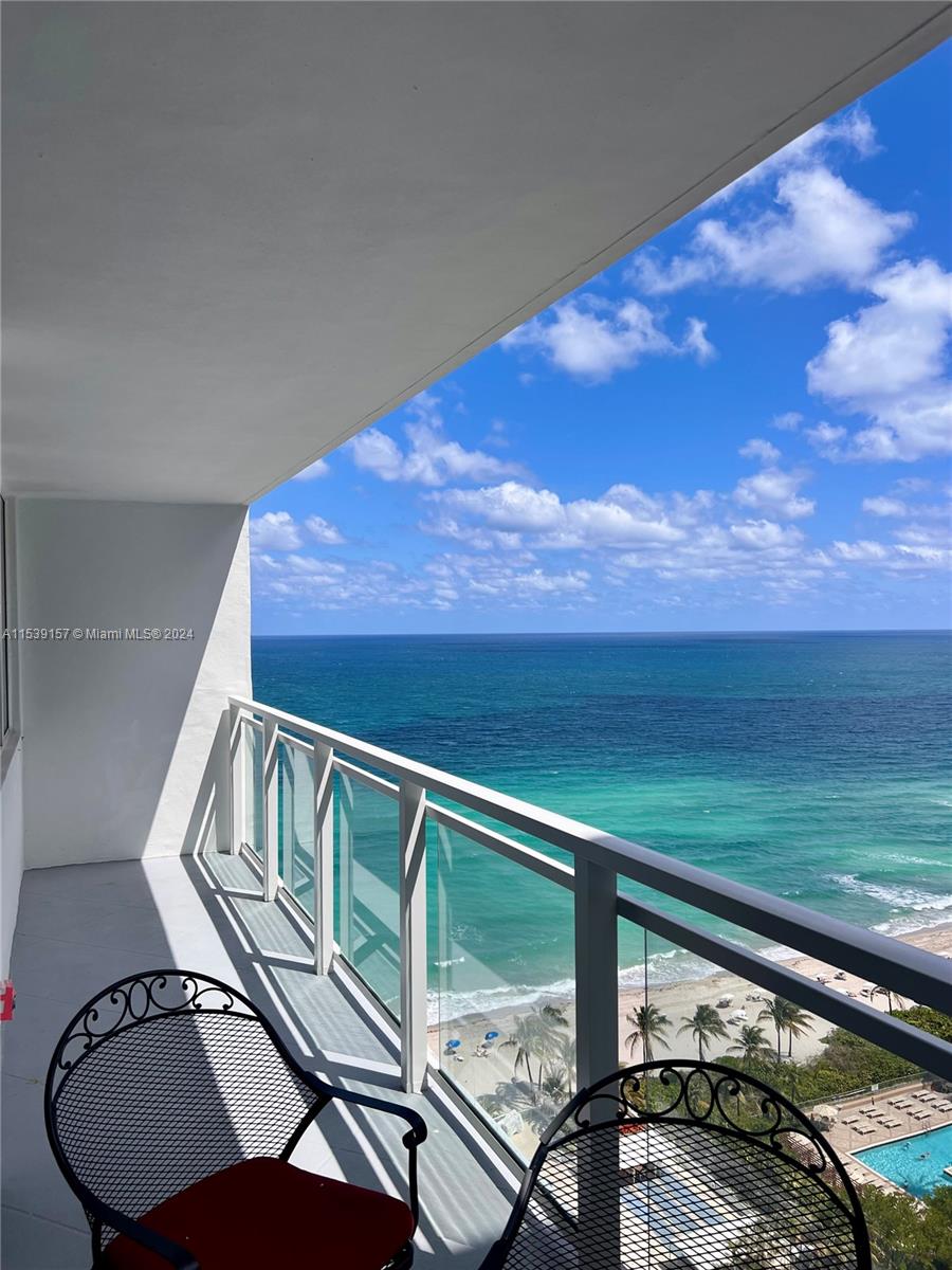 2030 S Ocean Dr 2018, Hallandale Beach, Florida 33009, 2 Bedrooms Bedrooms, ,2 BathroomsBathrooms,Residentiallease,For Rent,2030 S Ocean Dr 2018,A11539157