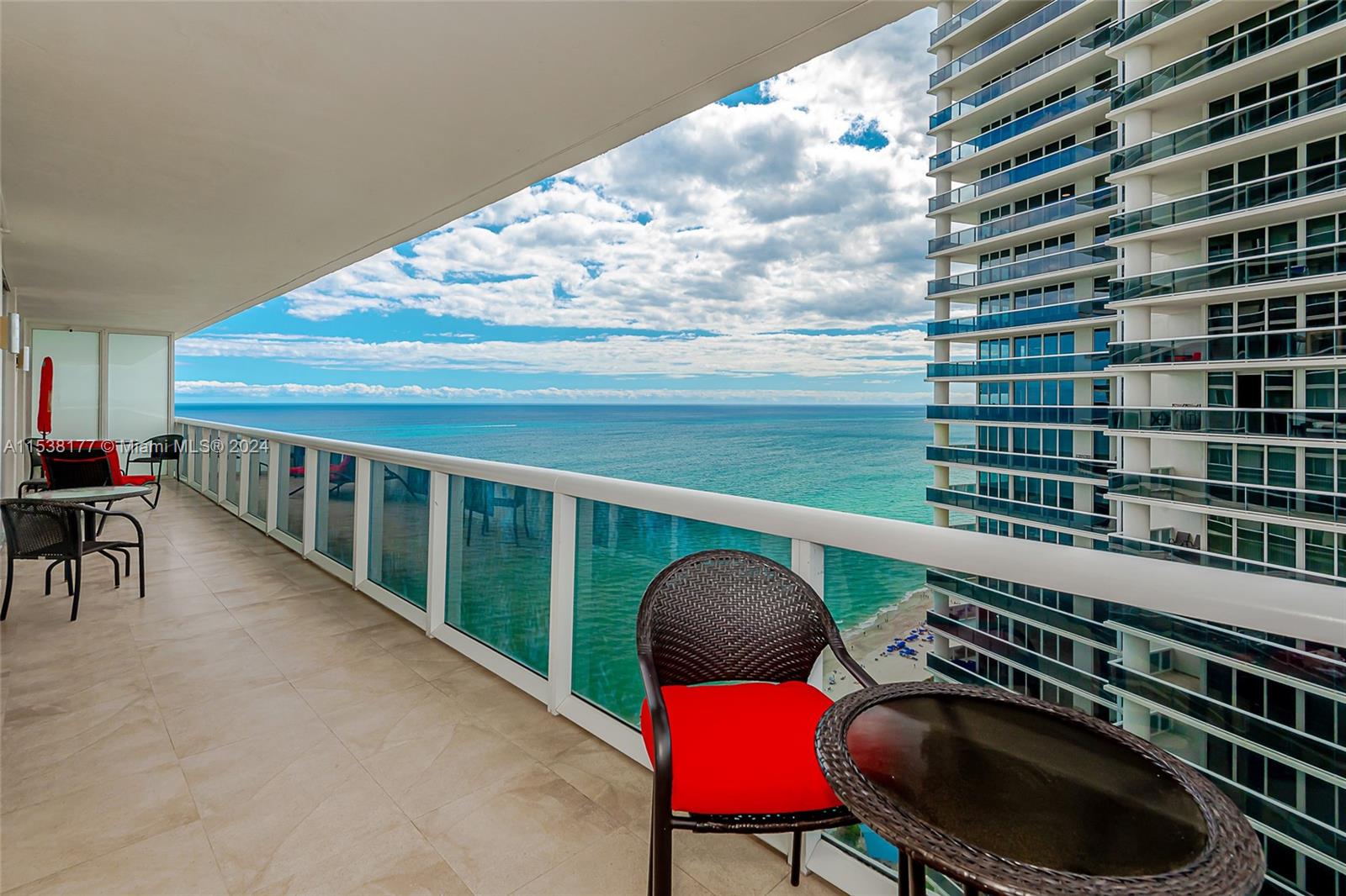1830 S Ocean Dr 3506, Hallandale Beach, Florida 33009, 2 Bedrooms Bedrooms, ,2 BathroomsBathrooms,Residential,For Sale,1830 S Ocean Dr 3506,A11538177