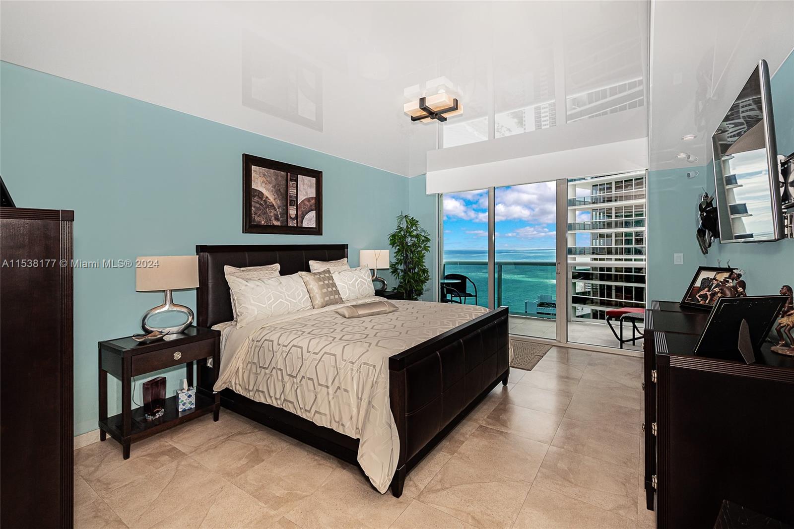 1830 S Ocean Dr 3506, Hallandale Beach, Florida 33009, 2 Bedrooms Bedrooms, ,2 BathroomsBathrooms,Residential,For Sale,1830 S Ocean Dr 3506,A11538177