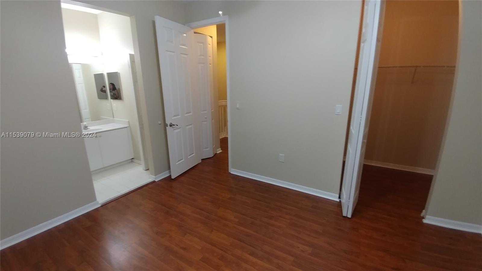 2242 NE 42nd Cir, Homestead, Florida 33033, 4 Bedrooms Bedrooms, ,3 BathroomsBathrooms,Residentiallease,For Rent,2242 NE 42nd Cir,A11539079