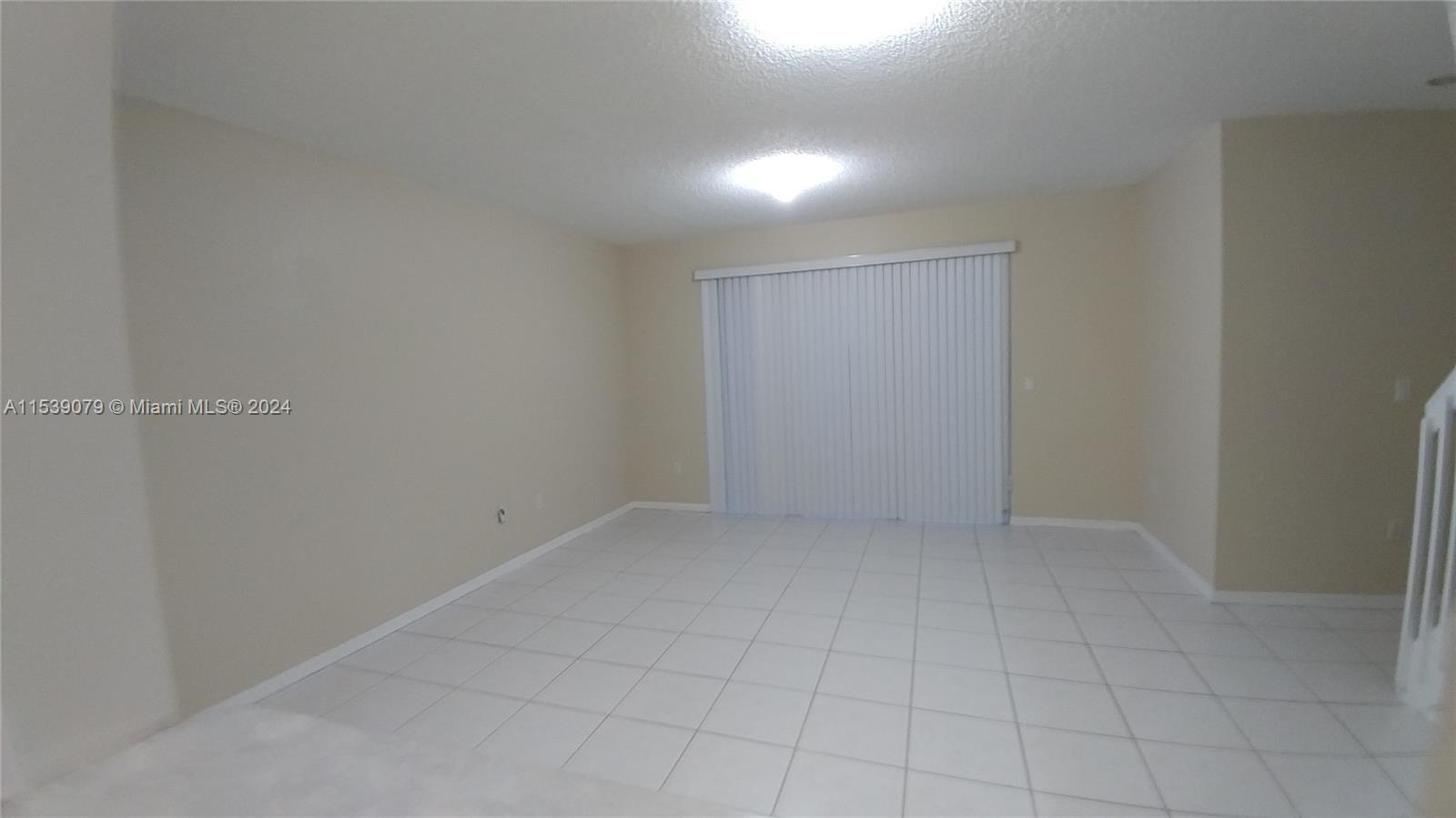 2242 NE 42nd Cir, Homestead, Florida 33033, 4 Bedrooms Bedrooms, ,3 BathroomsBathrooms,Residentiallease,For Rent,2242 NE 42nd Cir,A11539079