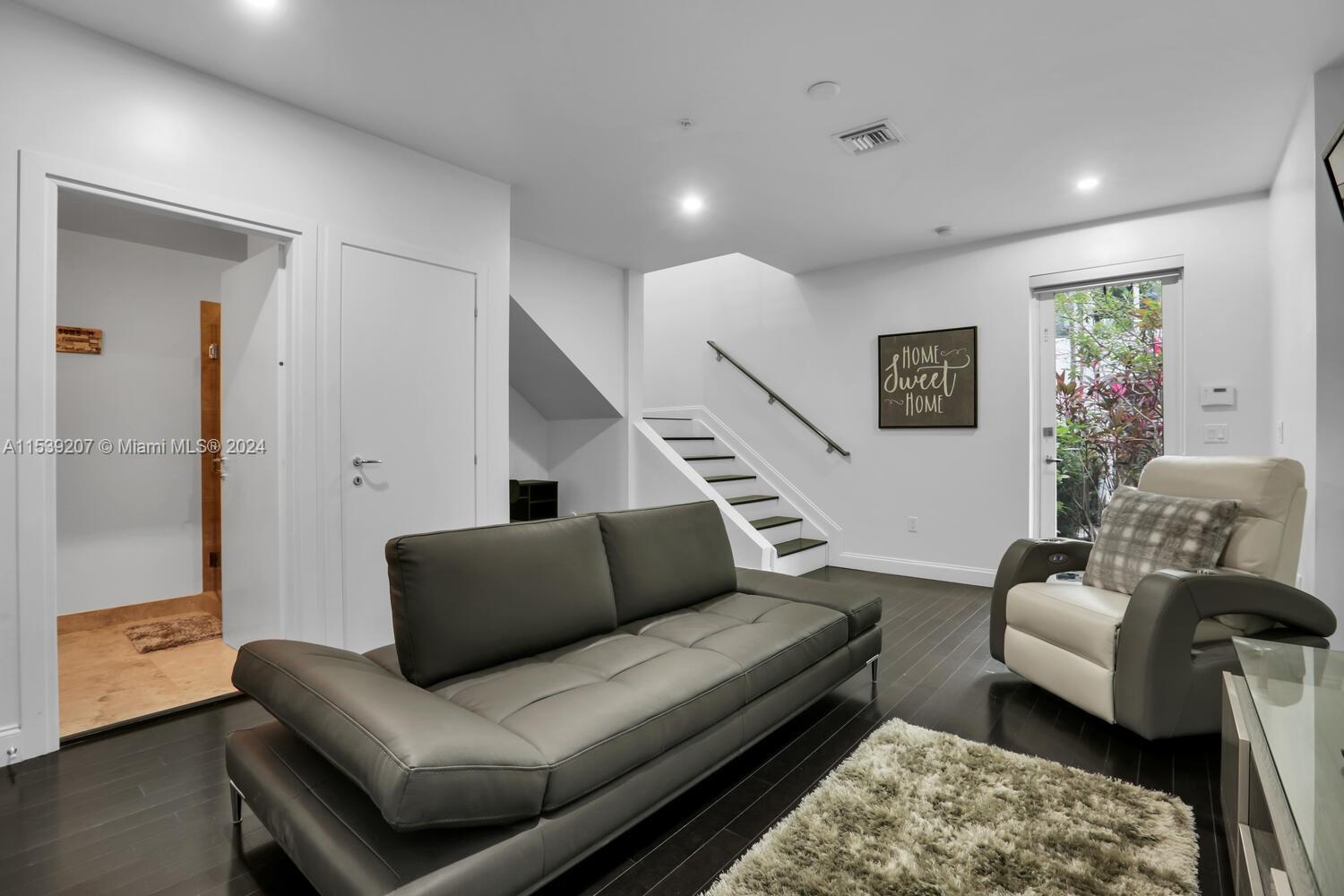 1st floor - office/den or 3rd bedroom