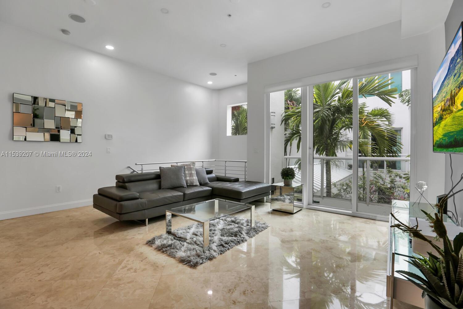 781 4th Ave, Fort Lauderdale, FL, 33304 United States, 3 Bedrooms Bedrooms, ,3 BathroomsBathrooms,Residential,For Sale,4th Ave,A11539207