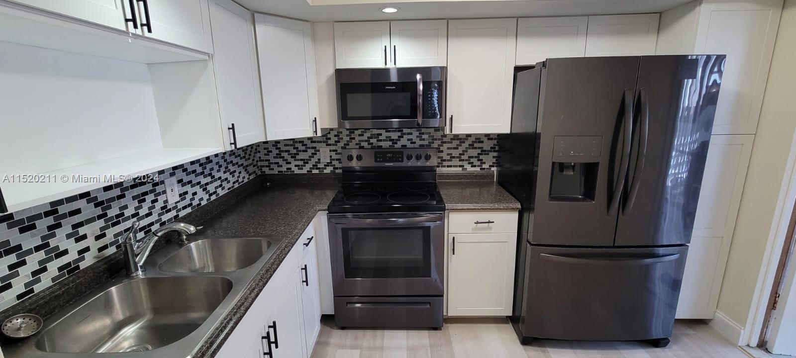 721 Atlantic Shores Blvd 101, Hallandale Beach, Florida 33009, 2 Bedrooms Bedrooms, ,2 BathroomsBathrooms,Residential,For Sale,721 Atlantic Shores Blvd 101,A11520211