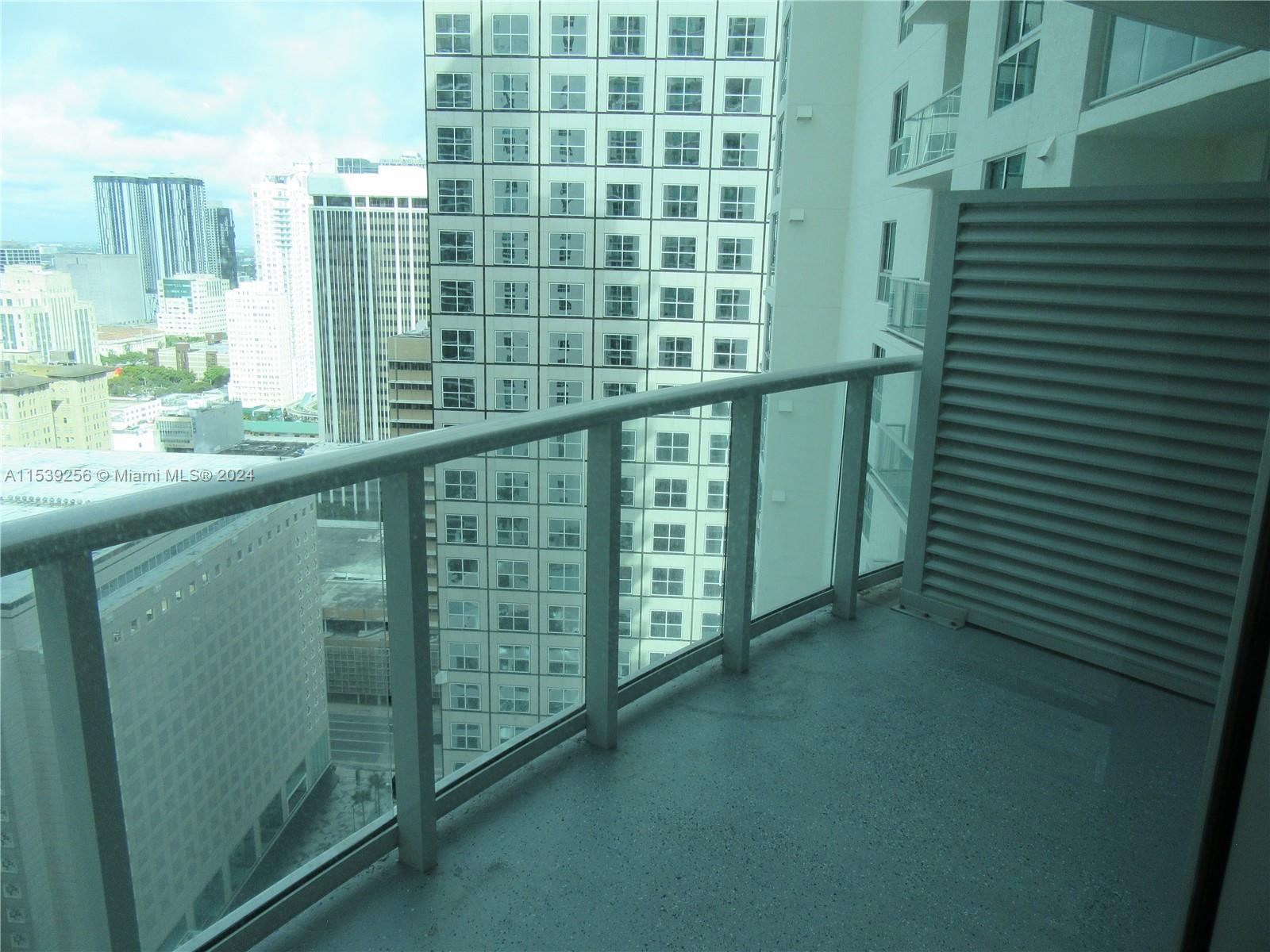 300 S Biscayne Blvd T-2805, Miami, Florida 33131, 1 Bedroom Bedrooms, ,1 BathroomBathrooms,Residentiallease,For Rent,300 S Biscayne Blvd T-2805,A11539256