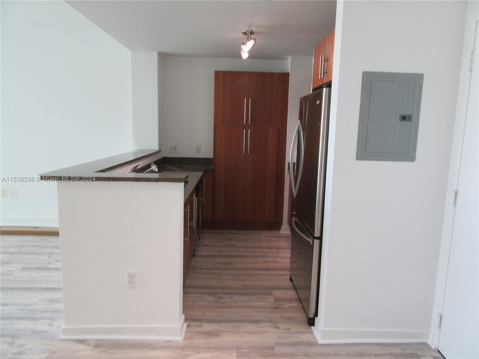 300 S Biscayne Blvd T-2805, Miami, Florida 33131, 1 Bedroom Bedrooms, ,1 BathroomBathrooms,Residentiallease,For Rent,300 S Biscayne Blvd T-2805,A11539256