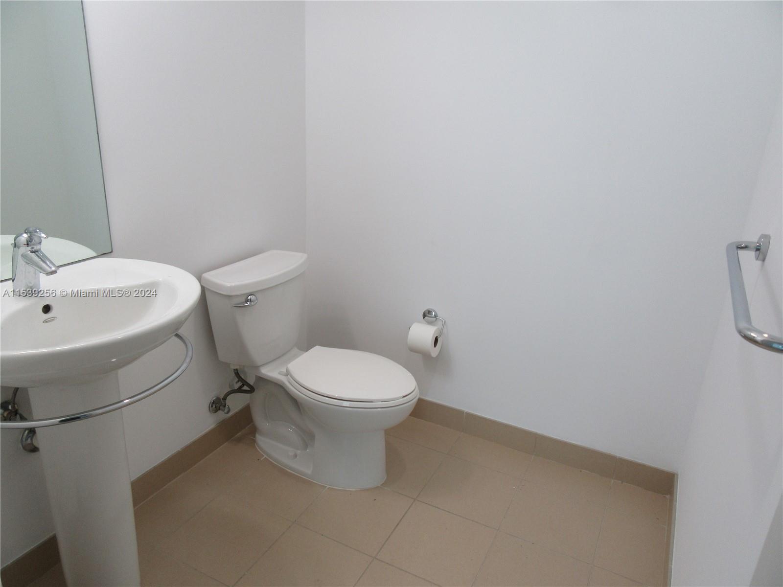 300 S Biscayne Blvd T-2805, Miami, Florida 33131, 1 Bedroom Bedrooms, ,1 BathroomBathrooms,Residentiallease,For Rent,300 S Biscayne Blvd T-2805,A11539256
