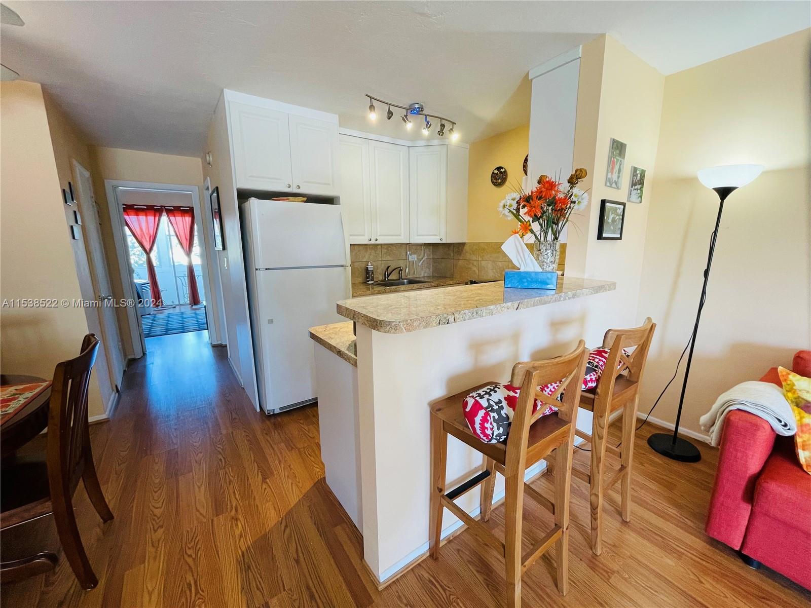 15610 NE 6th Ave 18C, Miami, Florida 33162, 1 Bedroom Bedrooms, ,1 BathroomBathrooms,Residential,For Sale,15610 NE 6th Ave 18C,A11538522