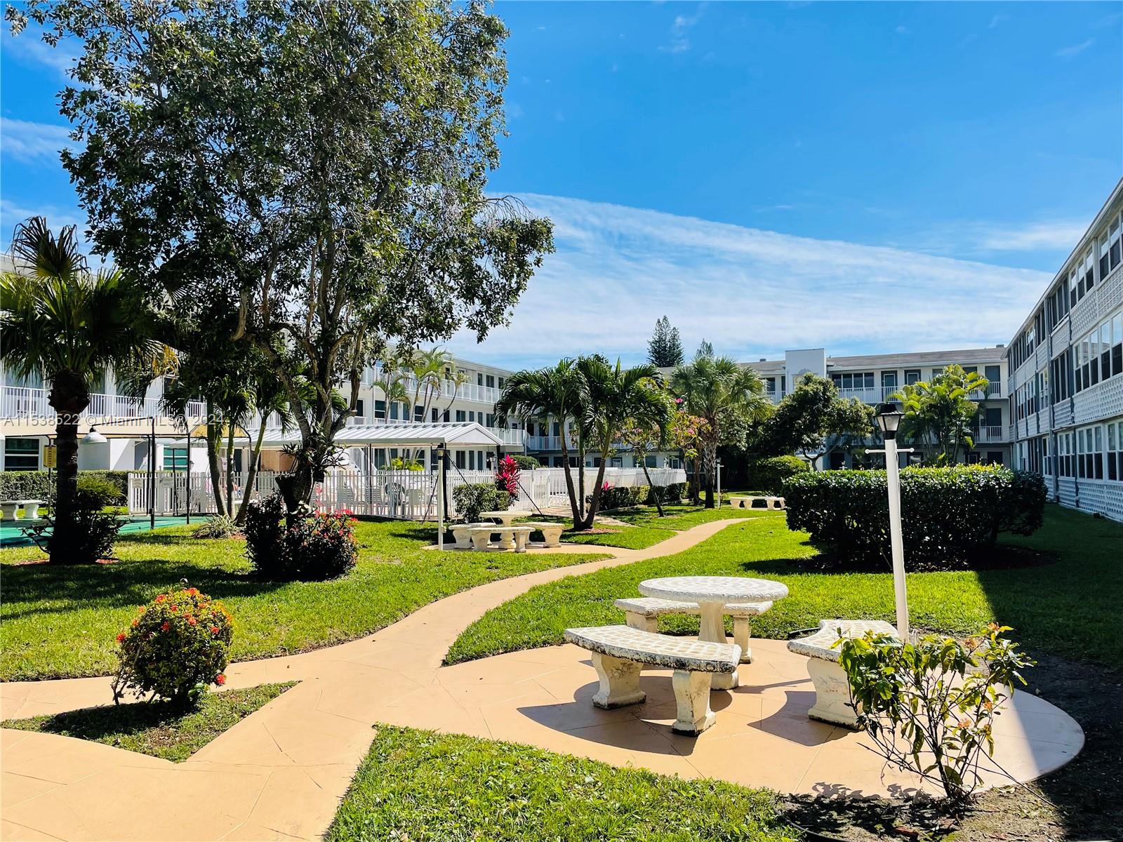 15610 NE 6th Ave 18C, Miami, Florida 33162, 1 Bedroom Bedrooms, ,1 BathroomBathrooms,Residential,For Sale,15610 NE 6th Ave 18C,A11538522