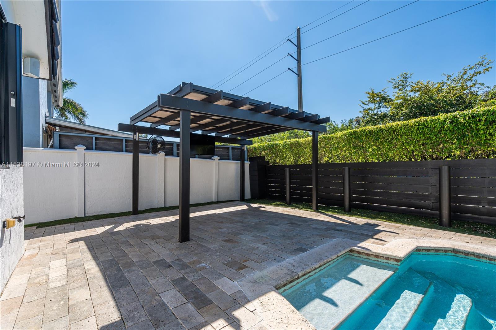 2236 SW 156th Ct, Miami, Florida 33185, 3 Bedrooms Bedrooms, ,2 BathroomsBathrooms,Residential,For Sale,2236 SW 156th Ct,A11538197