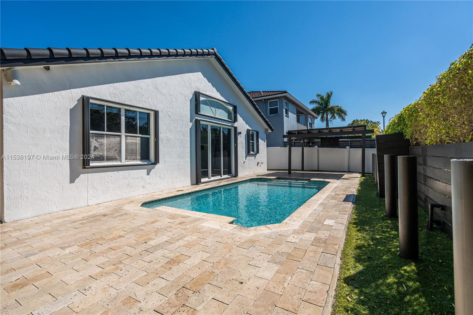 2236 SW 156th Ct, Miami, Florida 33185, 3 Bedrooms Bedrooms, ,2 BathroomsBathrooms,Residential,For Sale,2236 SW 156th Ct,A11538197