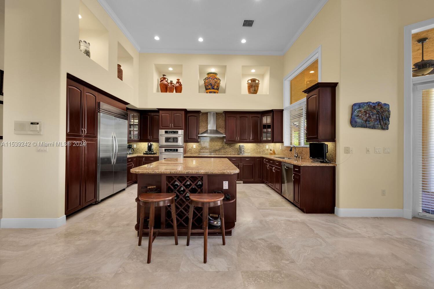 8855 111th Ter, Miami, FL, 33176 United States, 5 Bedrooms Bedrooms, ,5 BathroomsBathrooms,Residential,For Sale,111th Ter,A11539242