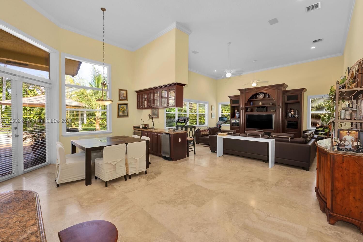 8855 111th Ter, Miami, FL, 33176 United States, 5 Bedrooms Bedrooms, ,5 BathroomsBathrooms,Residential,For Sale,111th Ter,A11539242