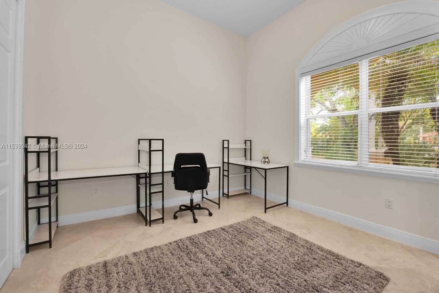 8855 111th Ter, Miami, FL, 33176 United States, 5 Bedrooms Bedrooms, ,5 BathroomsBathrooms,Residential,For Sale,111th Ter,A11539242