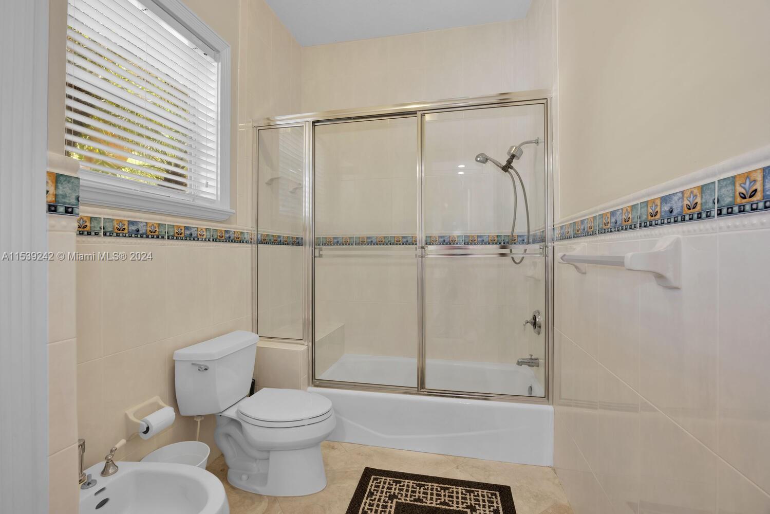 8855 111th Ter, Miami, FL, 33176 United States, 5 Bedrooms Bedrooms, ,5 BathroomsBathrooms,Residential,For Sale,111th Ter,A11539242