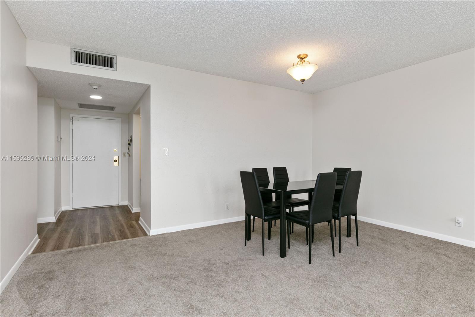 2500 Parkview dr 2009, Hallandale Beach, Florida 33009, 1 Bedroom Bedrooms, ,1 BathroomBathrooms,Residential,For Sale,2500 Parkview dr 2009,A11539289