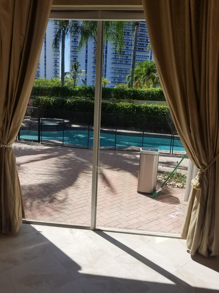 3772 NE 207th Ter, Aventura, Florida 33180, 4 Bedrooms Bedrooms, ,3 BathroomsBathrooms,Residentiallease,For Rent,3772 NE 207th Ter,A11538620
