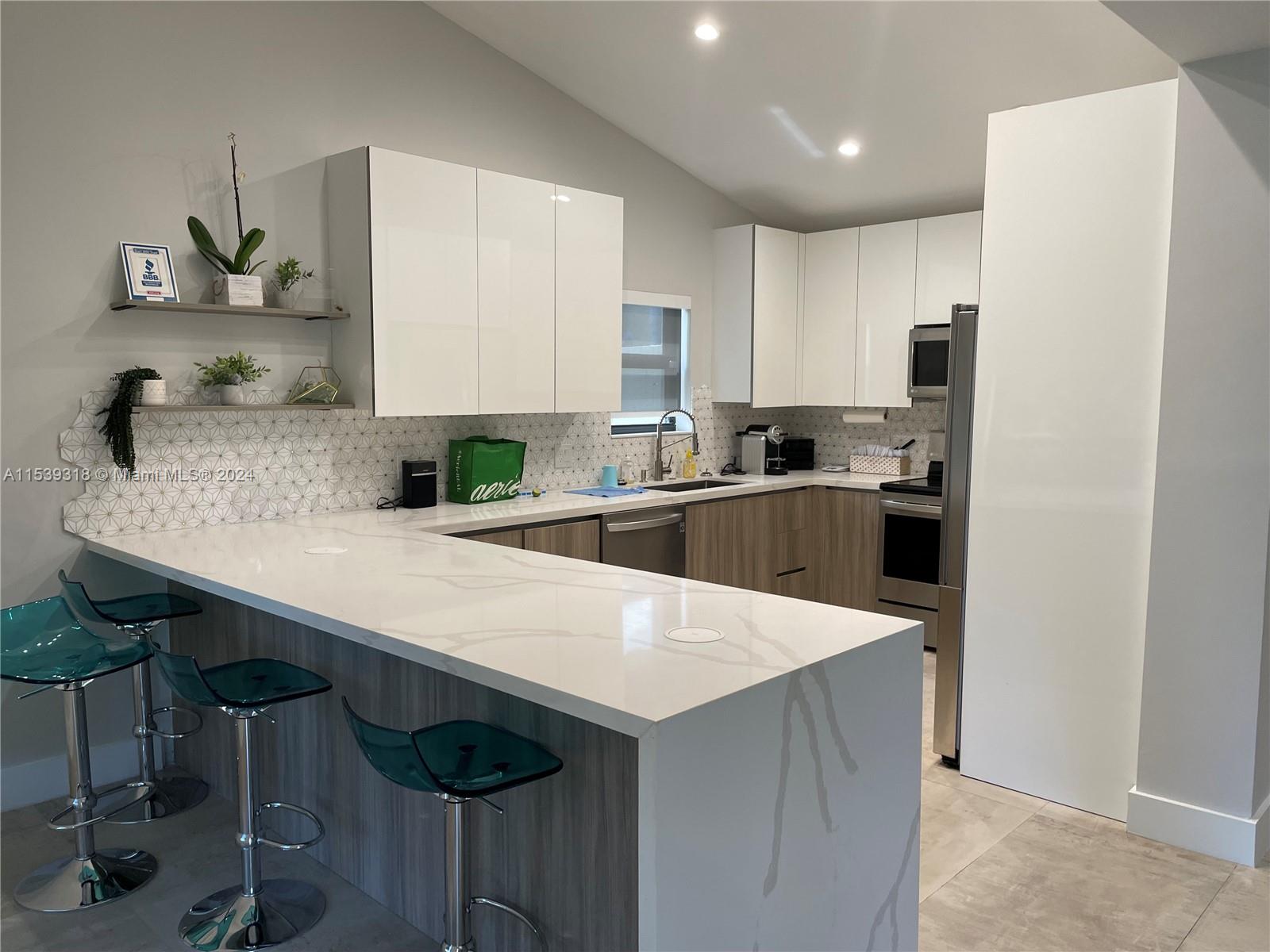 4115 NW 4th St 0, Miami, Florida 33126, 3 Bedrooms Bedrooms, ,3 BathroomsBathrooms,Residentiallease,For Rent,4115 NW 4th St 0,A11539318