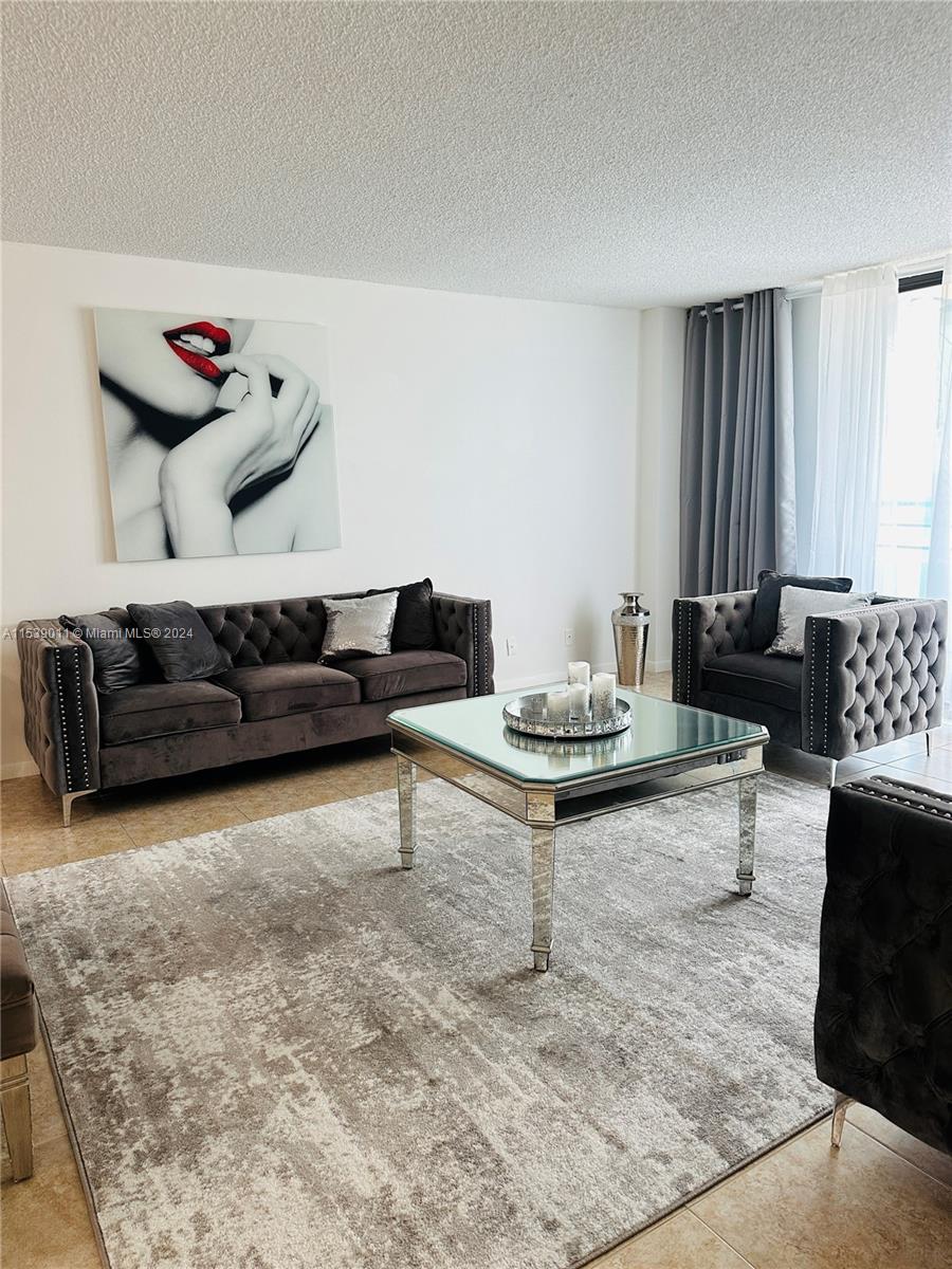 2500 Parkview Dr 907, Hallandale Beach, Florida 33009, 2 Bedrooms Bedrooms, ,2 BathroomsBathrooms,Residentiallease,For Rent,2500 Parkview Dr 907,A11539011