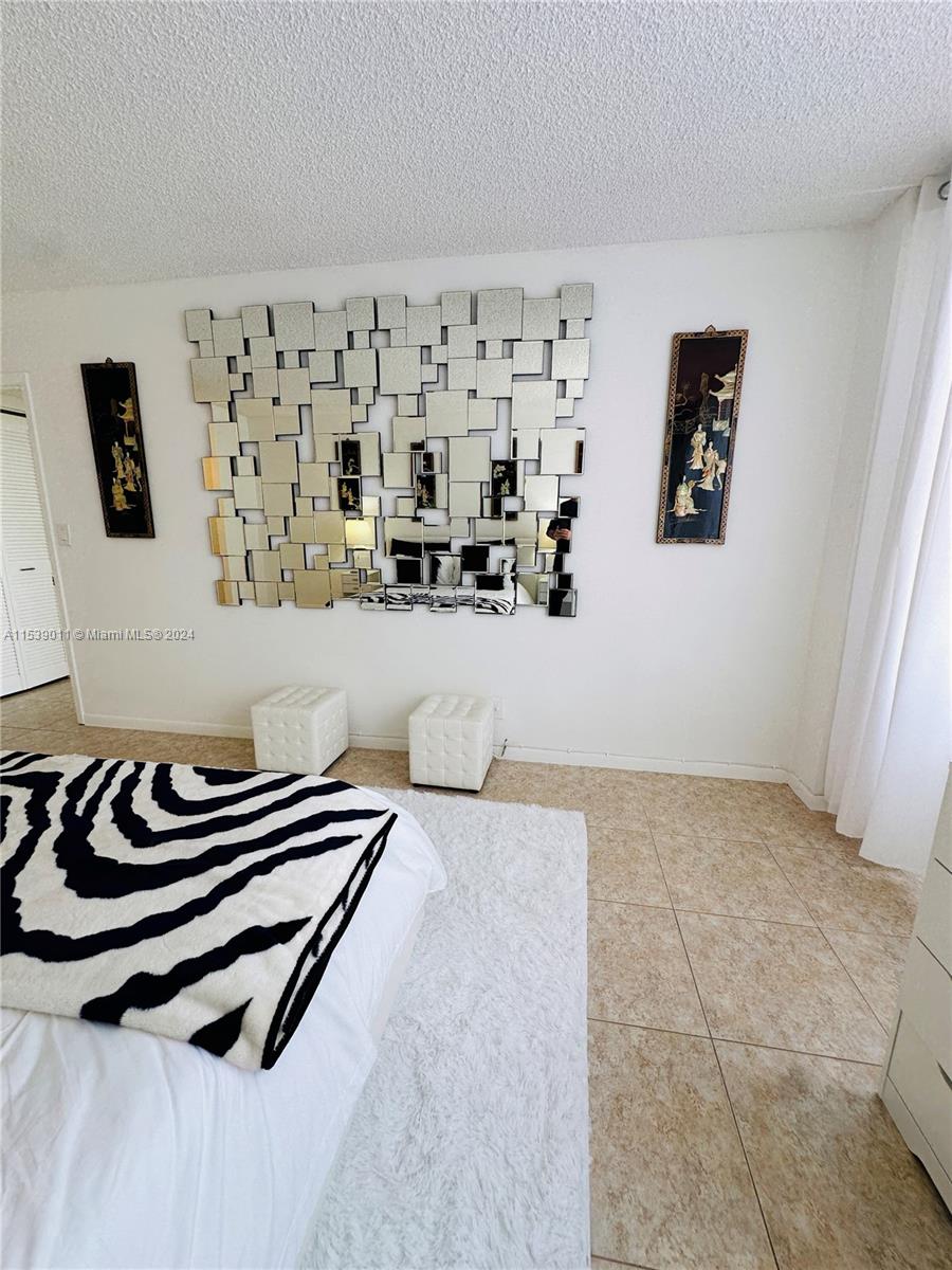 2500 Parkview Dr 907, Hallandale Beach, Florida 33009, 2 Bedrooms Bedrooms, ,2 BathroomsBathrooms,Residentiallease,For Rent,2500 Parkview Dr 907,A11539011