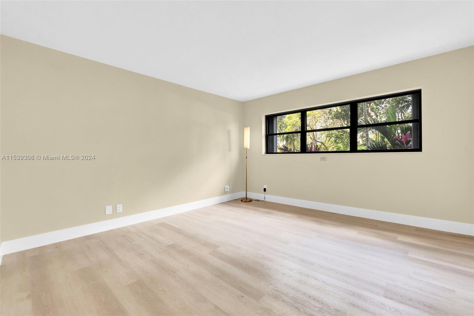 3200 Port Royale Dr N, Fort Lauderdale, FL, 33308 United States, 2 Bedrooms Bedrooms, ,2 BathroomsBathrooms,Residential,For Sale,Port Royale Dr N,A11539308