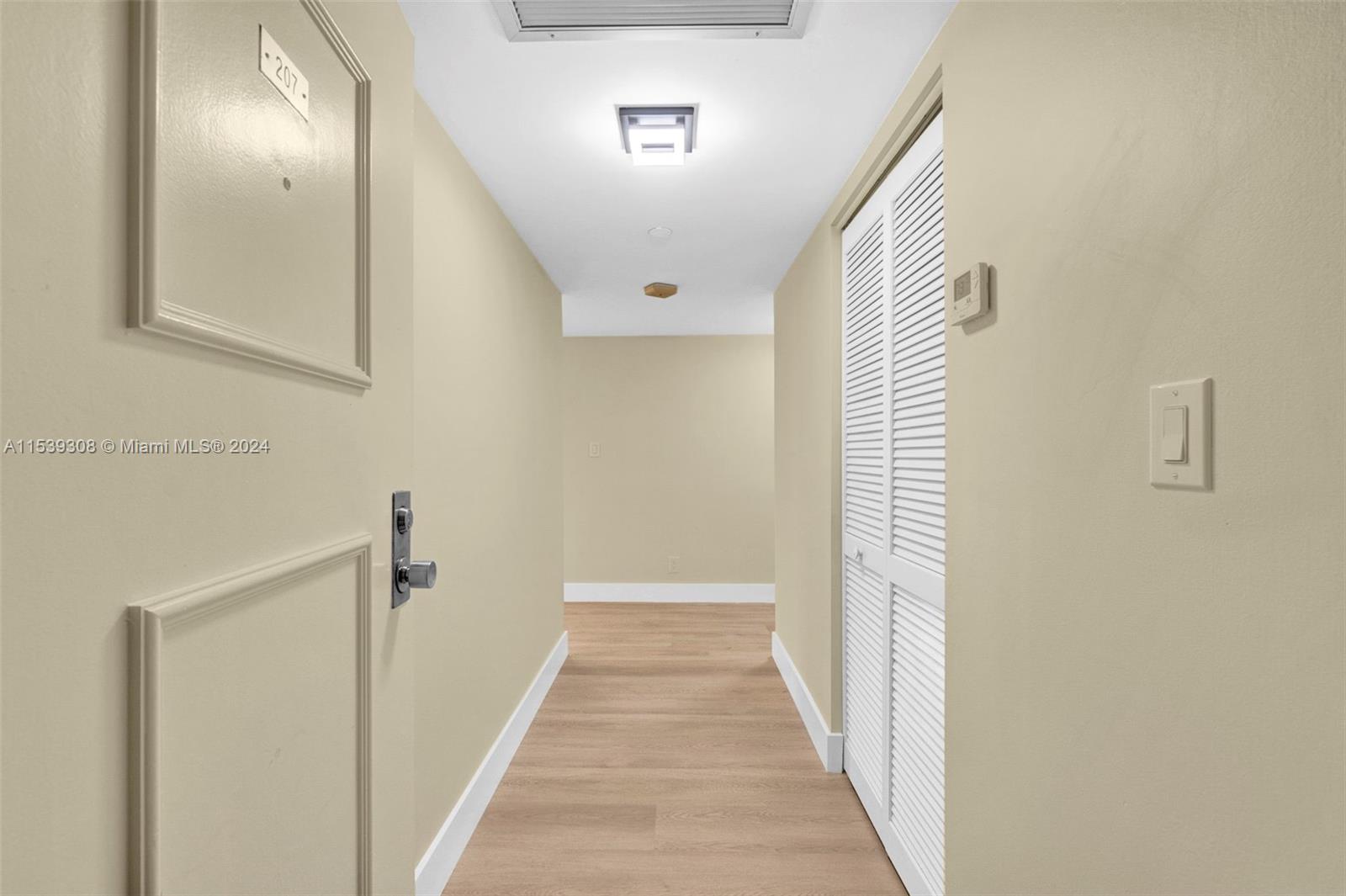 3200 Port Royale Dr N, Fort Lauderdale, FL, 33308 United States, 2 Bedrooms Bedrooms, ,2 BathroomsBathrooms,Residential,For Sale,Port Royale Dr N,A11539308