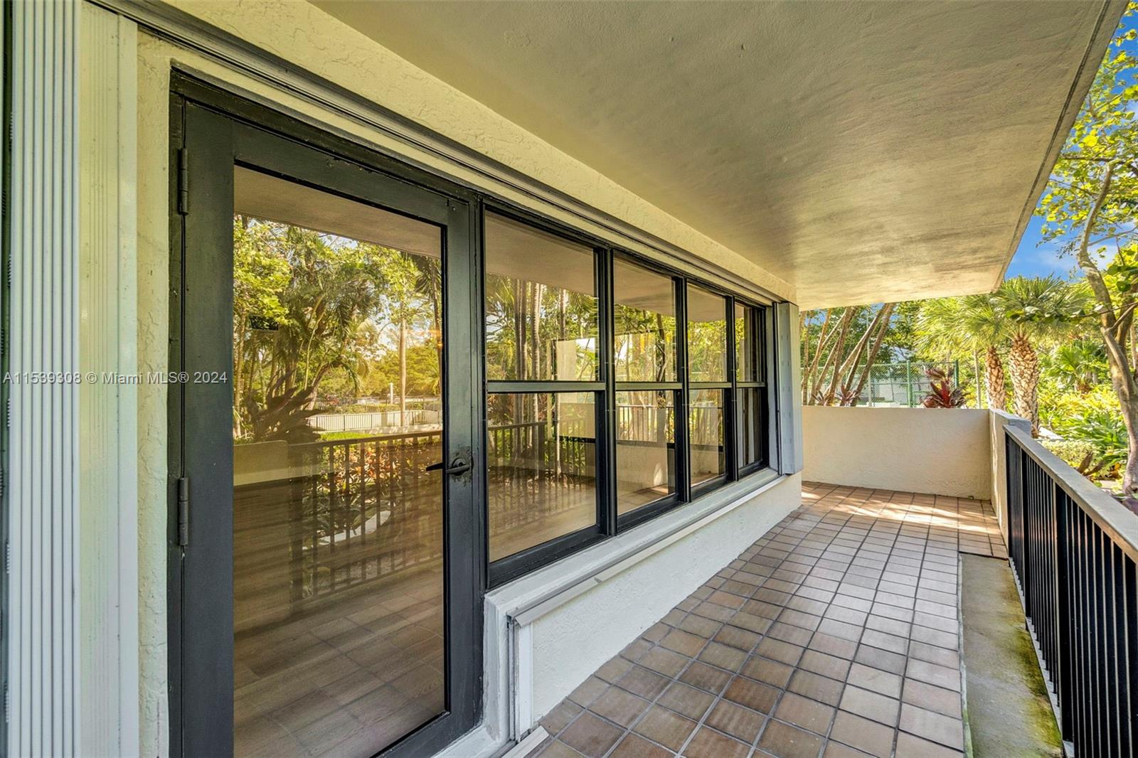 3200 Port Royale Dr N, Fort Lauderdale, FL, 33308 United States, 2 Bedrooms Bedrooms, ,2 BathroomsBathrooms,Residential,For Sale,Port Royale Dr N,A11539308