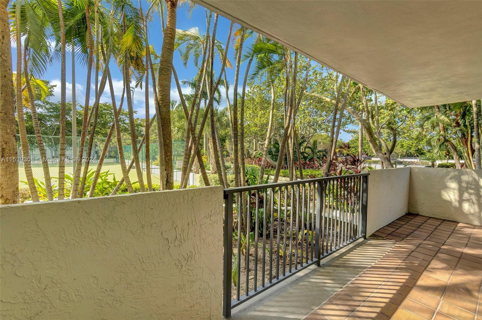 3200 Port Royale Dr N, Fort Lauderdale, FL, 33308 United States, 2 Bedrooms Bedrooms, ,2 BathroomsBathrooms,Residential,For Sale,Port Royale Dr N,A11539308