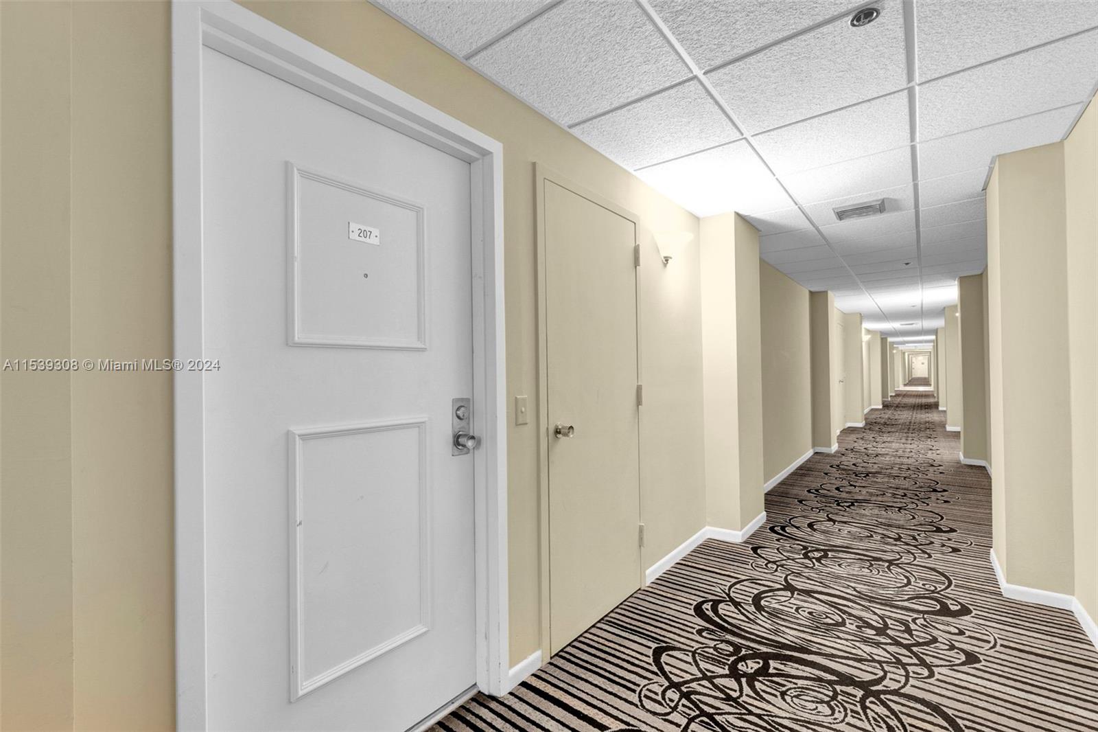 3200 Port Royale Dr N, Fort Lauderdale, FL, 33308 United States, 2 Bedrooms Bedrooms, ,2 BathroomsBathrooms,Residential,For Sale,Port Royale Dr N,A11539308