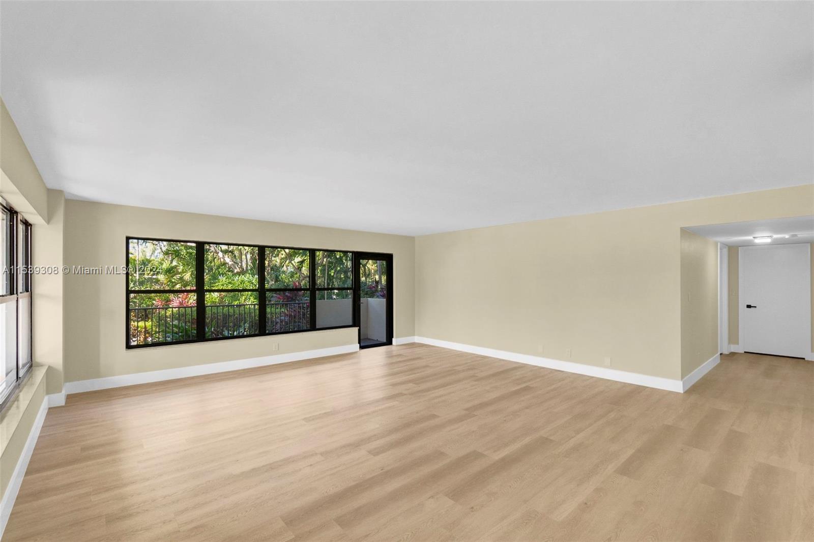 3200 Port Royale Dr N, Fort Lauderdale, FL, 33308 United States, 2 Bedrooms Bedrooms, ,2 BathroomsBathrooms,Residential,For Sale,Port Royale Dr N,A11539308