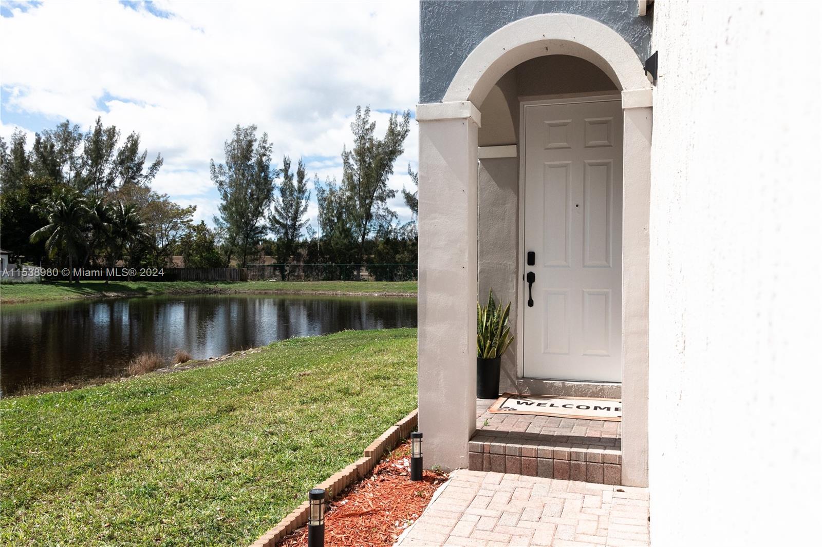 7962 NW 116th Ave, Doral, Florida 33178, 4 Bedrooms Bedrooms, ,4 BathroomsBathrooms,Residential,For Sale,7962 NW 116th Ave,A11538980