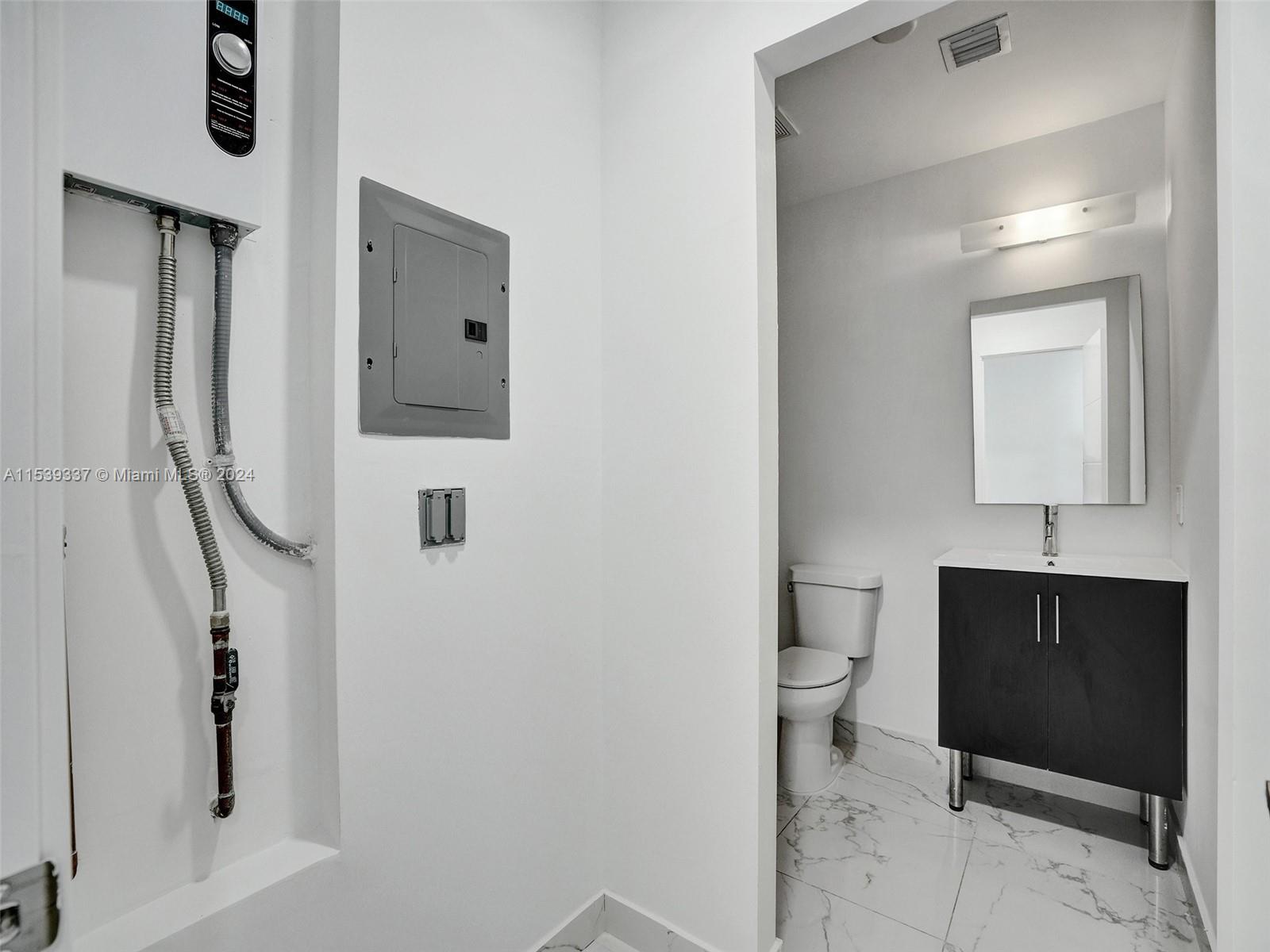 13946 SW 259th Way 13946, Homestead, Florida 33032, 4 Bedrooms Bedrooms, ,3 BathroomsBathrooms,Residential,For Sale,13946 SW 259th Way 13946,A11539337