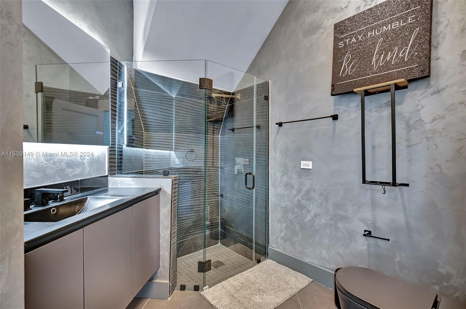 480 NE 30th St 104, Miami, Florida 33137, 1 Bedroom Bedrooms, ,2 BathroomsBathrooms,Residential,For Sale,480 NE 30th St 104,A11539149