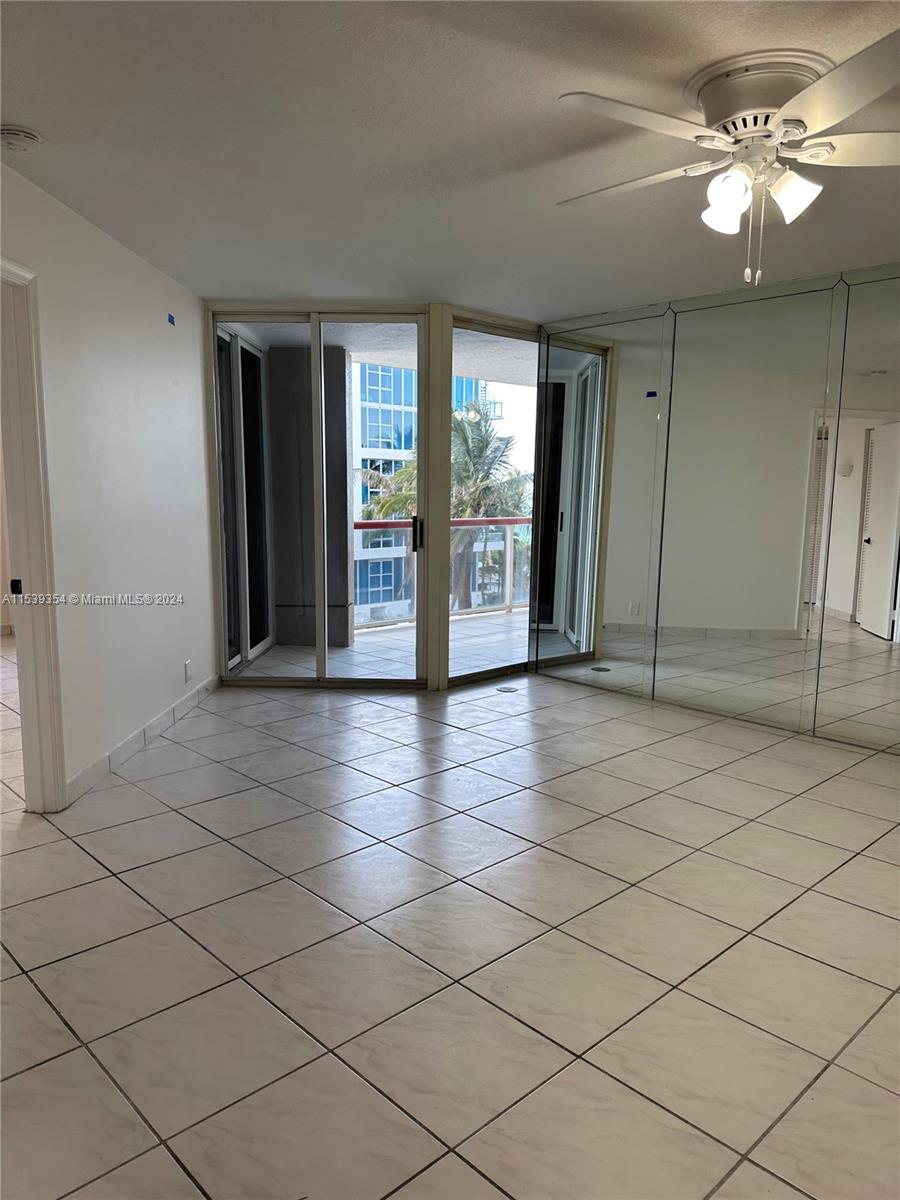 6767 Collins Ave 403, Miami Beach, Florida 33141, 2 Bedrooms Bedrooms, ,1 BathroomBathrooms,Residentiallease,For Rent,6767 Collins Ave 403,A11539354