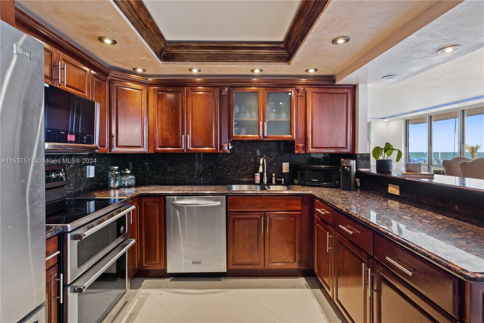 1912 S OCEAN DR 3 D, Hallandale Beach, Florida 33009, 2 Bedrooms Bedrooms, ,2 BathroomsBathrooms,Residential,For Sale,1912 S OCEAN DR 3 D,A11537511